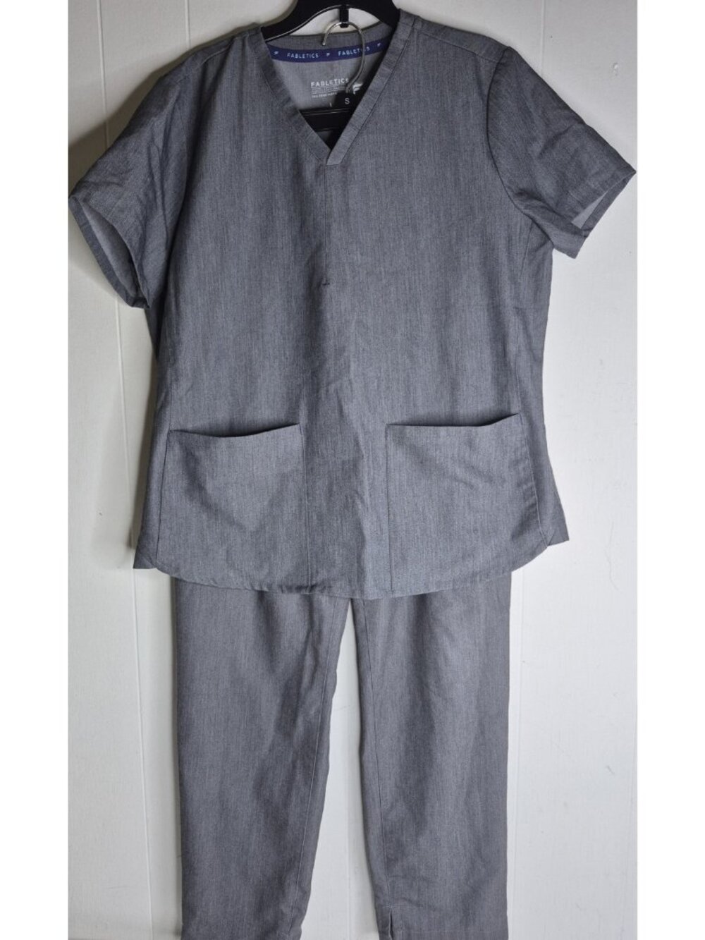 Fabletics SET WOMEN Top and Bottom Set Sz L Gray